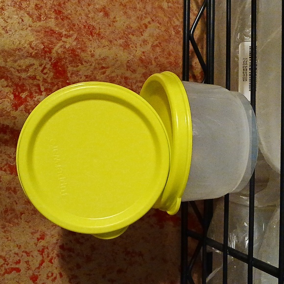 Tupperware 4 Ounce Snack Cups Set of 2 with Yellow Green Seals 4oz Lunch Box Set - Picture 9 of 10